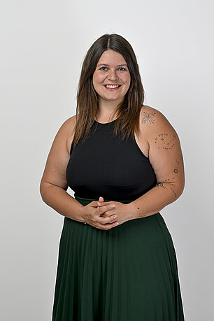 Carmen Kommetter, BSc, BA Carmen Kommetter, BSc, BA